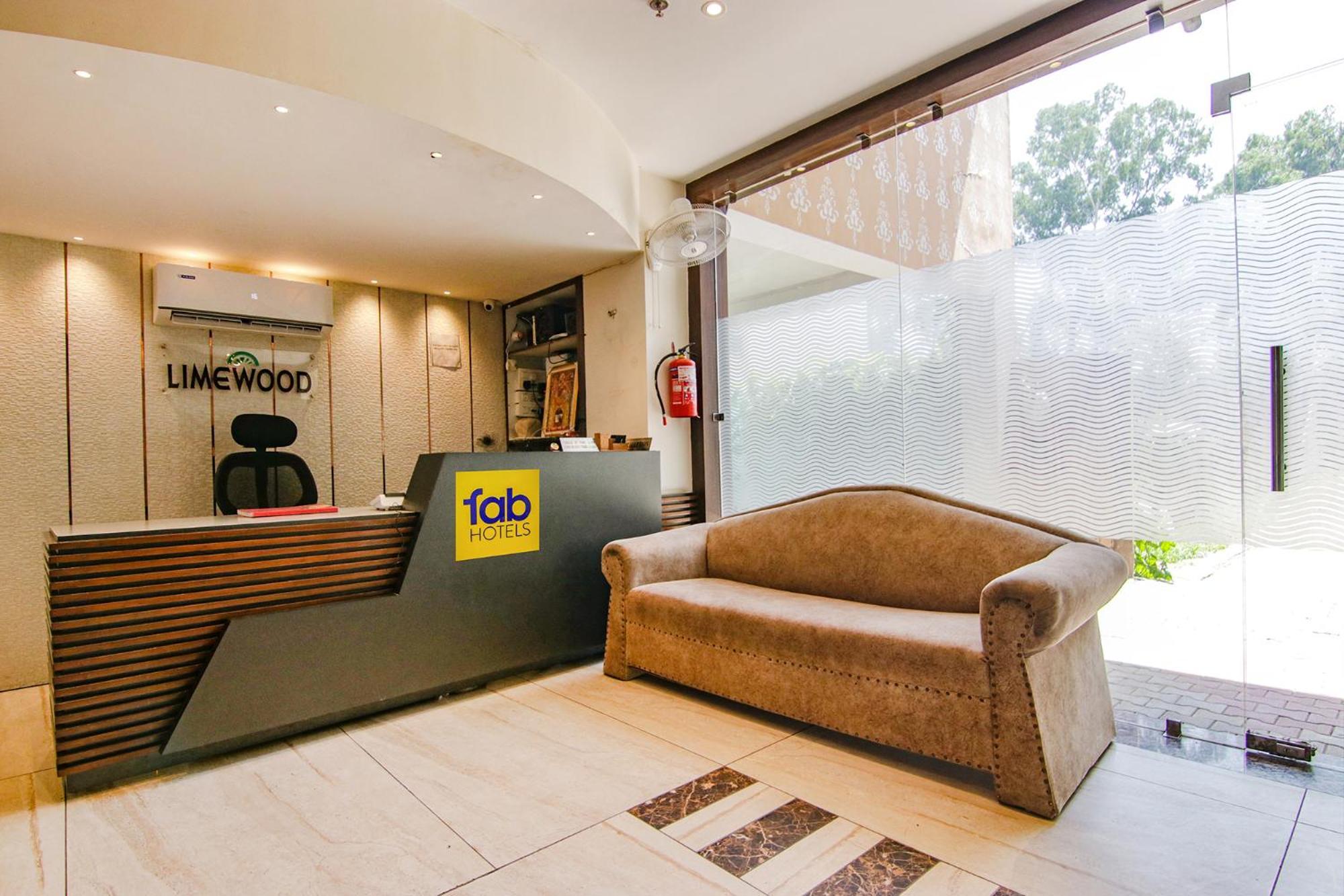 Fabhotel Lime Wood Mohali 외부 사진